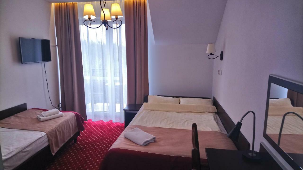Hotel Milord Pułtusk Exteriör bild